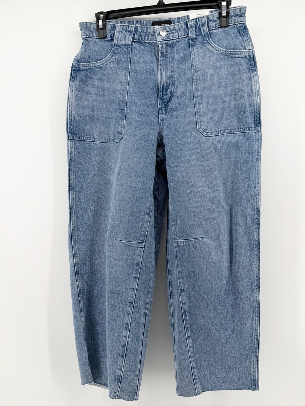 NWT Free Assembly Women's Cropped Carpenter Barrel Jeans Size 12 Front Seam Blue